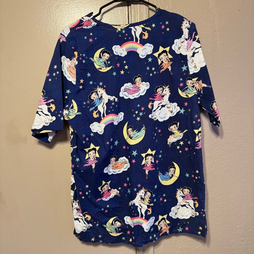 Vtg 1997 Betty Boop Scrub Women’s L Fantasy Whimsical Medical Daycare Top View 5